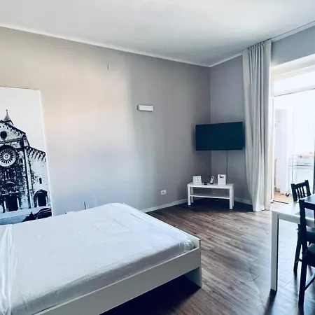 Best Stay - Central Station Suite Apartments Bari Exterior photo